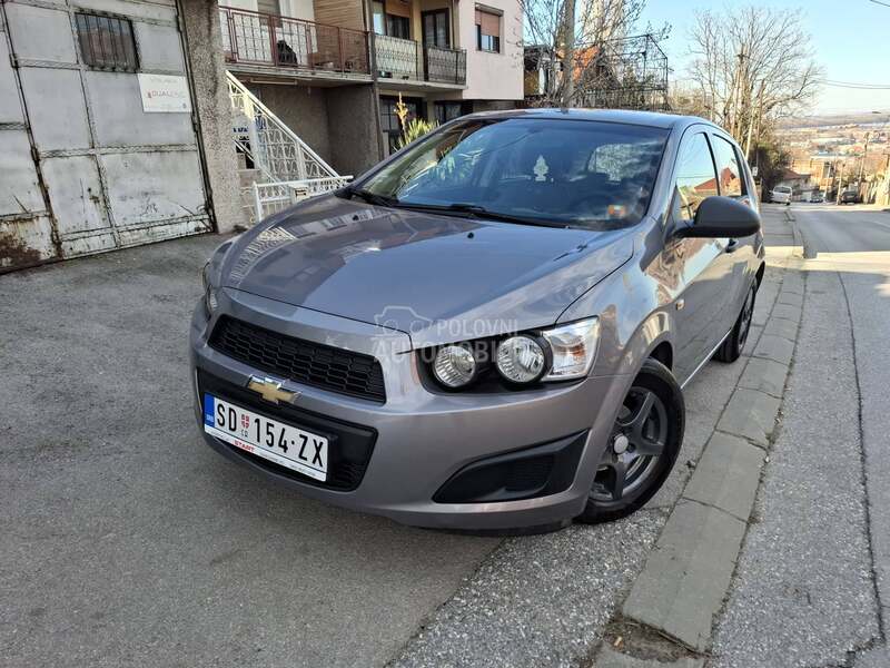 Chevrolet Aveo 1,2 b