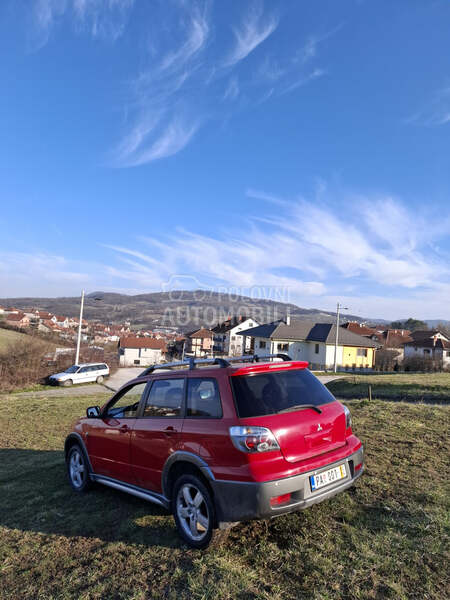 Mitsubishi Outlander 