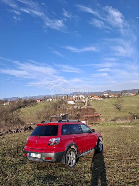 Mitsubishi Outlander 