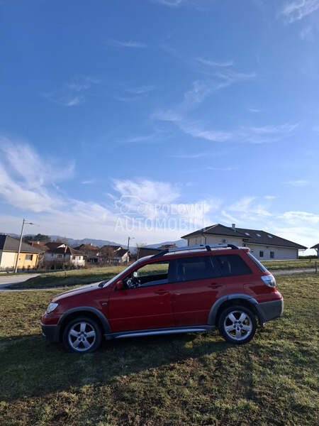 Mitsubishi Outlander 