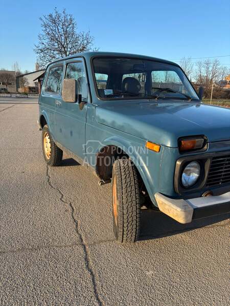 Lada Niva 