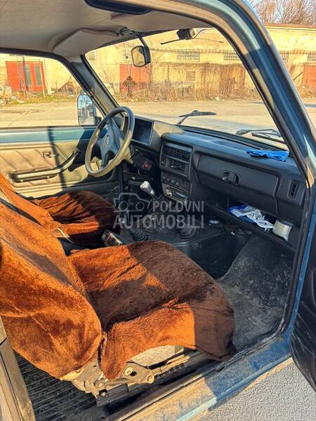 Lada Niva 