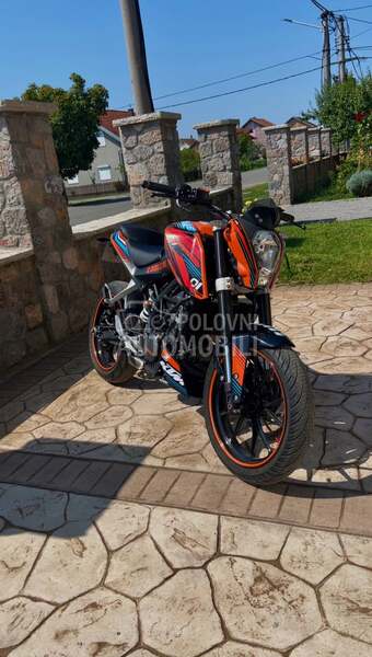 KTM Duke 200