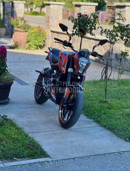 KTM Duke 200