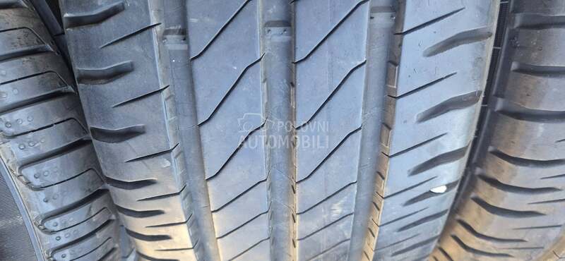 Michelin 215/65 R16 Letnja