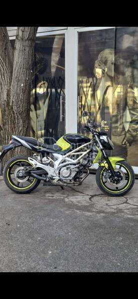 Suzuki SFV 650 gladius