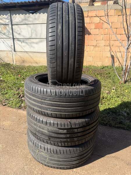 Apollo 215/50 R17 Letnja