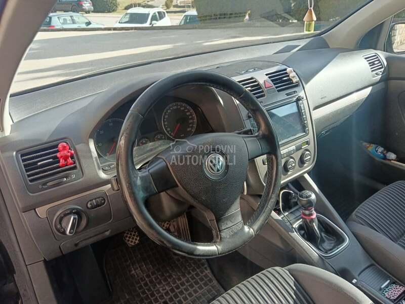 Volkswagen Golf 5 