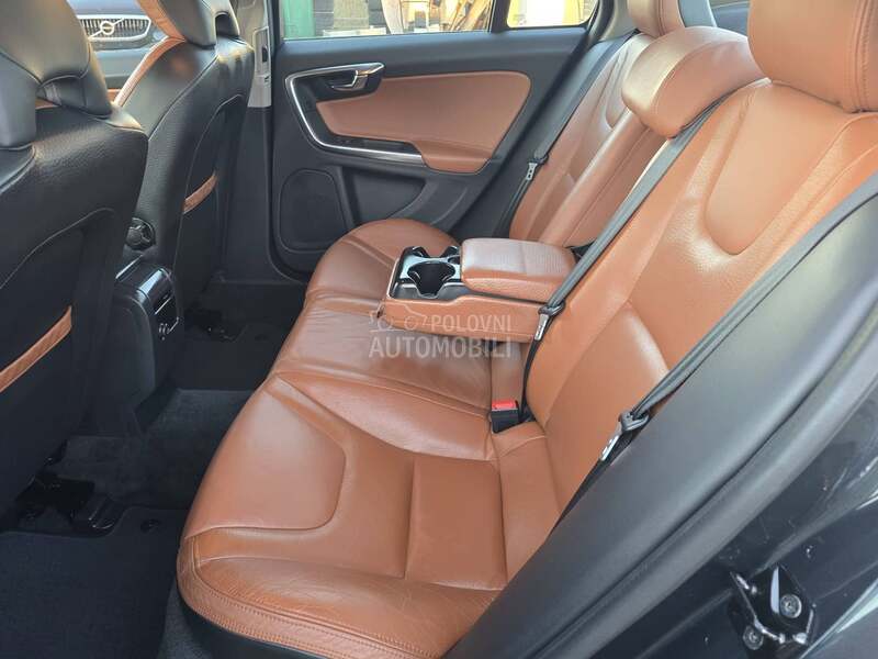 Volvo S60 2.0 D3 INTRO  FUL