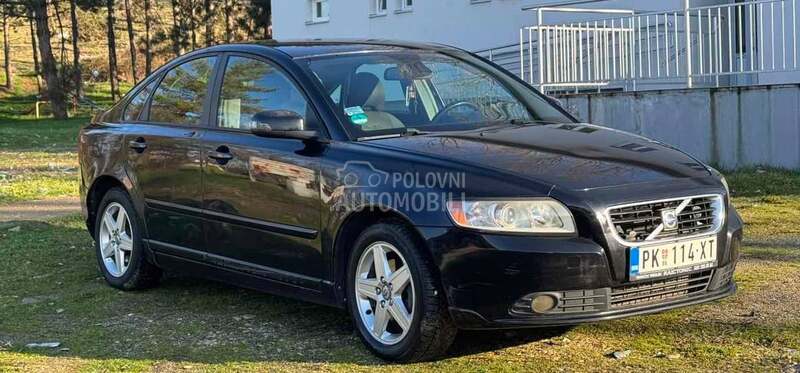 Volvo S40 