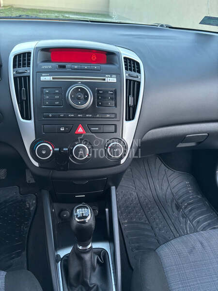 Kia cee`d 1.396