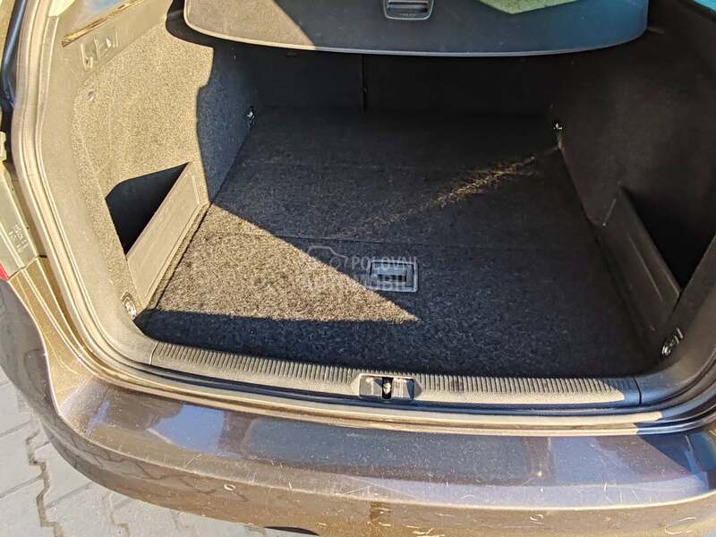 Volkswagen Passat B7 