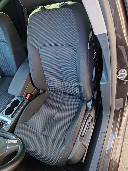 Volkswagen Passat B7 