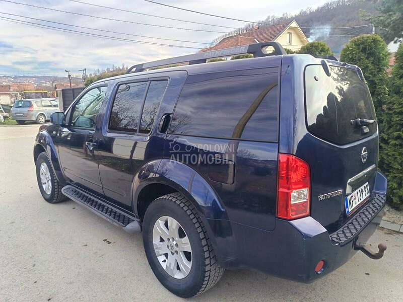 Nissan Pathfinder 