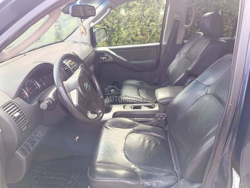 Nissan Pathfinder 
