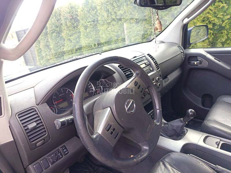 Nissan Pathfinder 