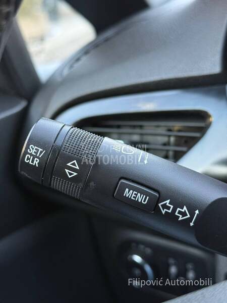 Opel Corsa E RATA 89E