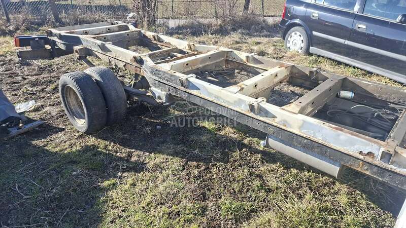 Mercedes Benz 413cdi