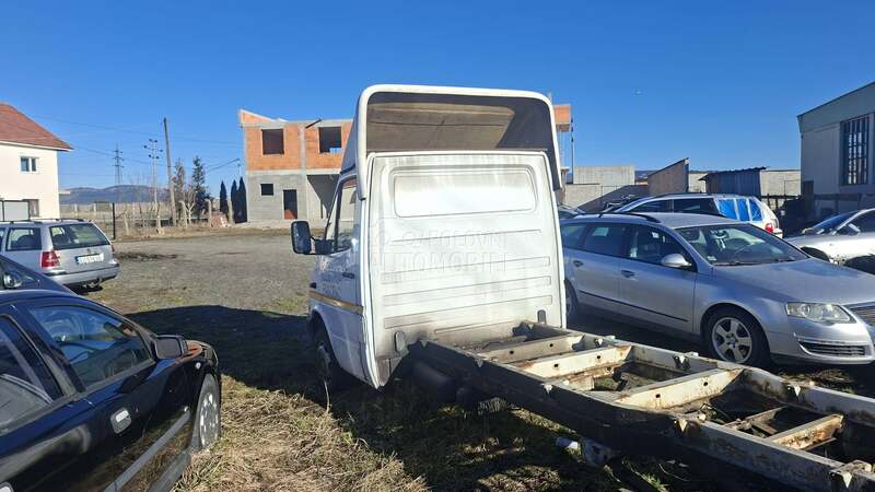 Mercedes Benz 413cdi