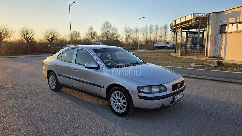Volvo S60 