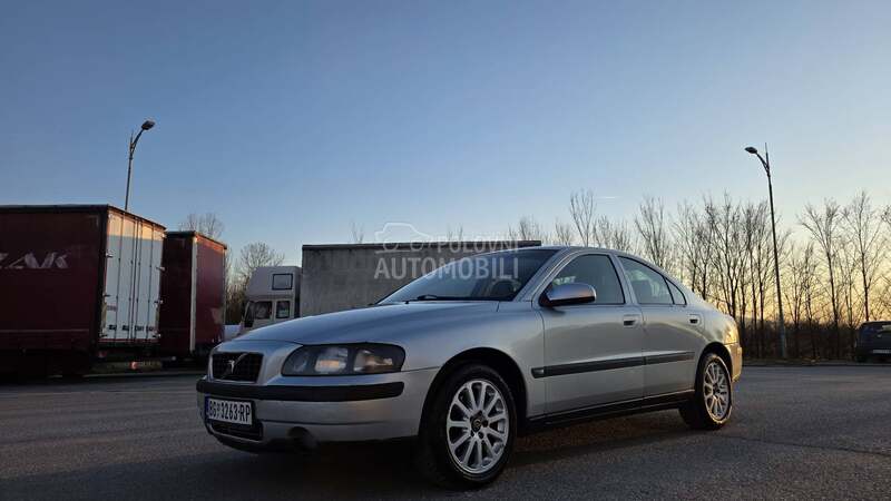 Volvo S60 