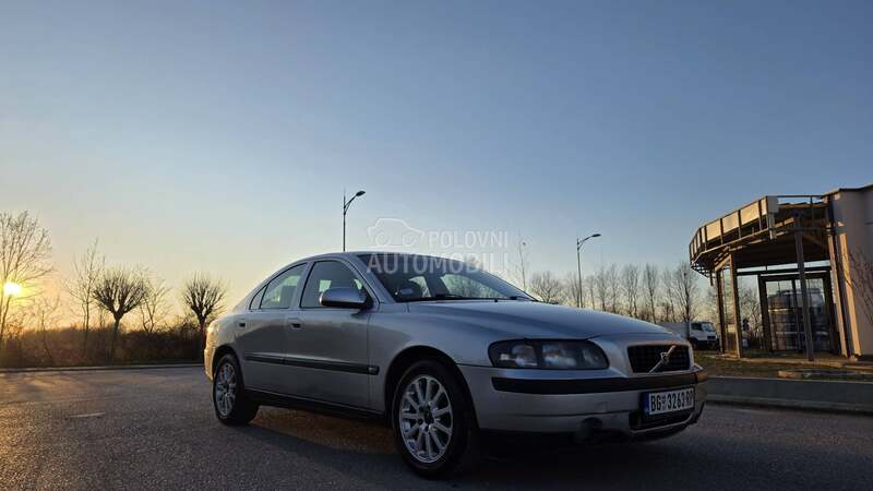 Volvo S60 
