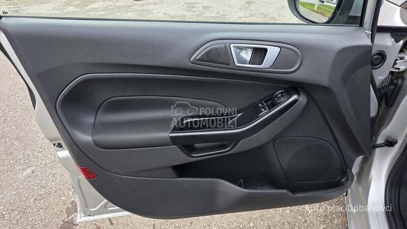 Ford Fiesta 1.5 tdci TITANIUM