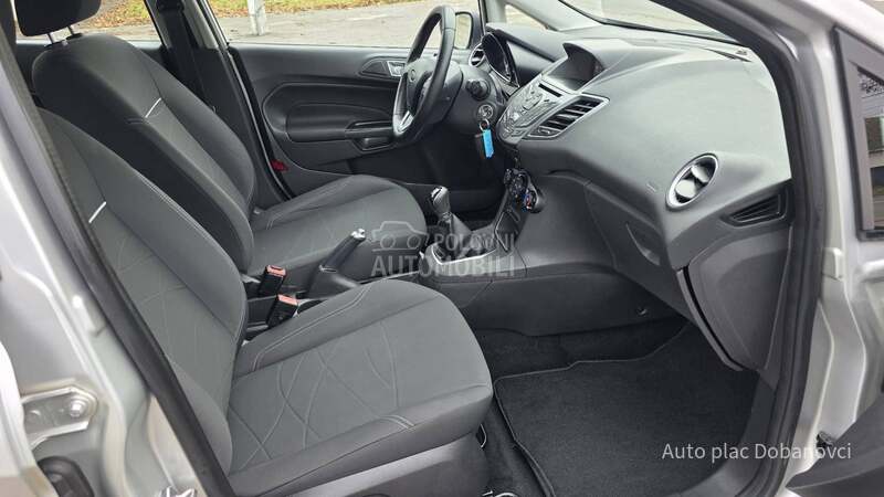 Ford Fiesta 1.5 tdci TITANIUM