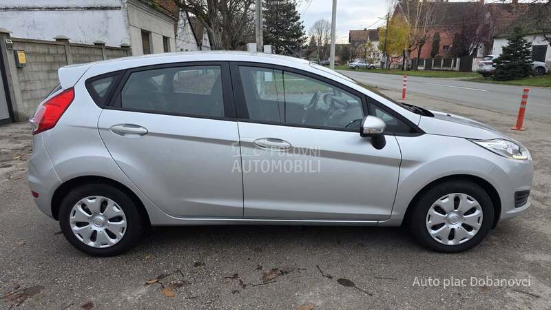 Ford Fiesta 1.5 tdci TITANIUM