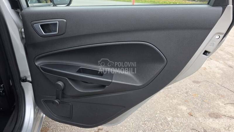 Ford Fiesta 1.5 tdci TITANIUM