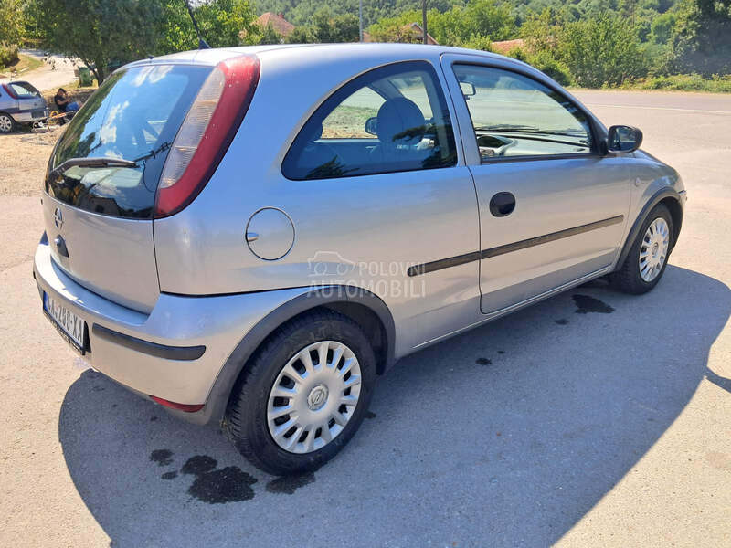 Opel Corsa C BAS DOBRA