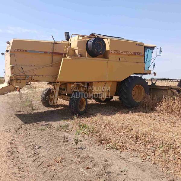 New Holland Tx32