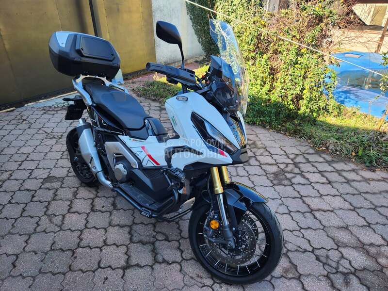 Honda X ADV 750