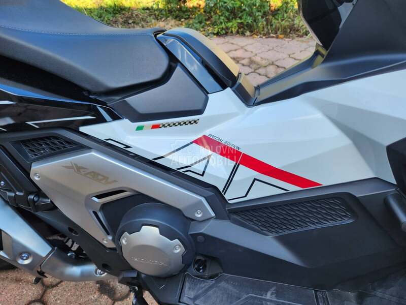Honda X ADV 750