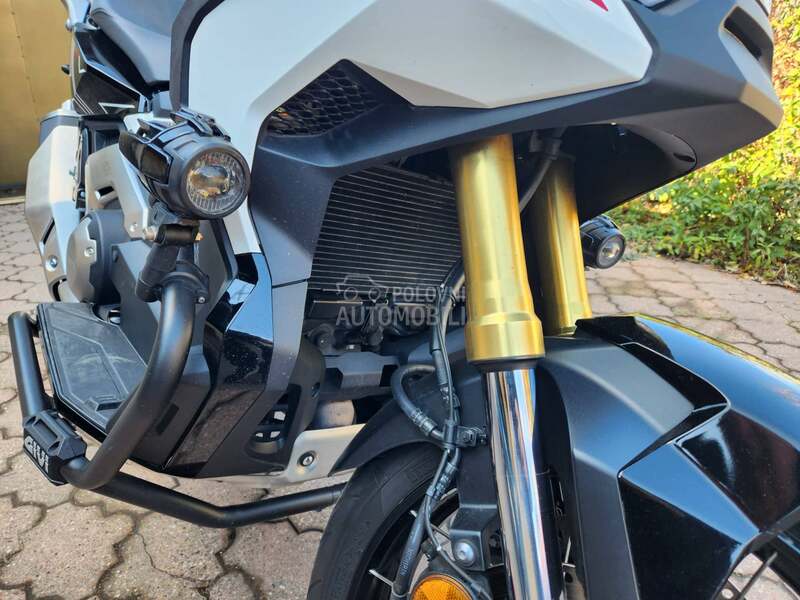 Honda X ADV 750