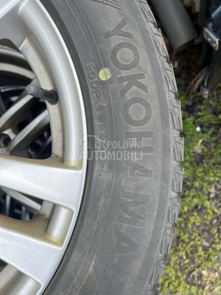 Yokohama 225/55 R17 Zimska