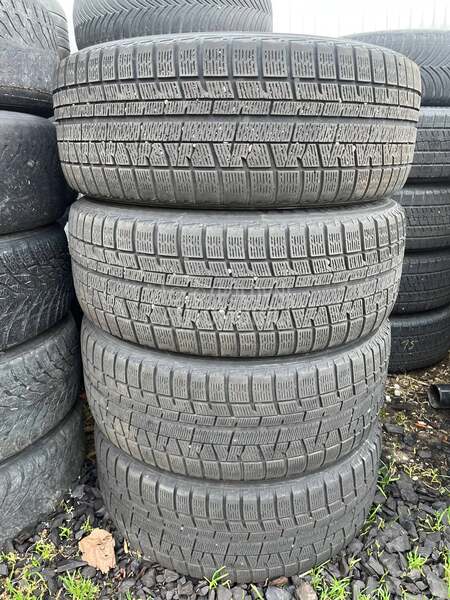 Yokohama 225/55 R17 Zimska
