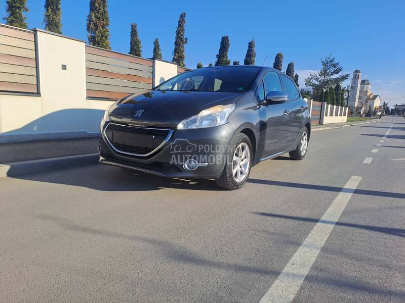 Peugeot 208 CH,STYLE
