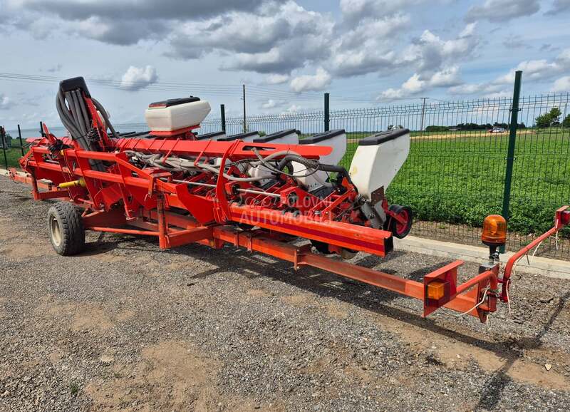 Kuhn PLANTER3M 12 redova