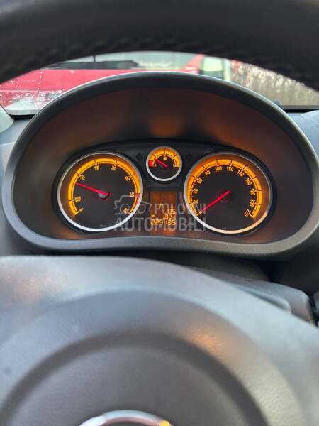 Opel Corsa D 
