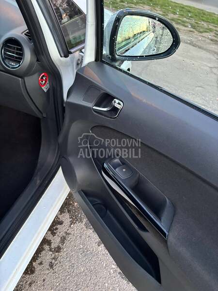 Opel Corsa D 