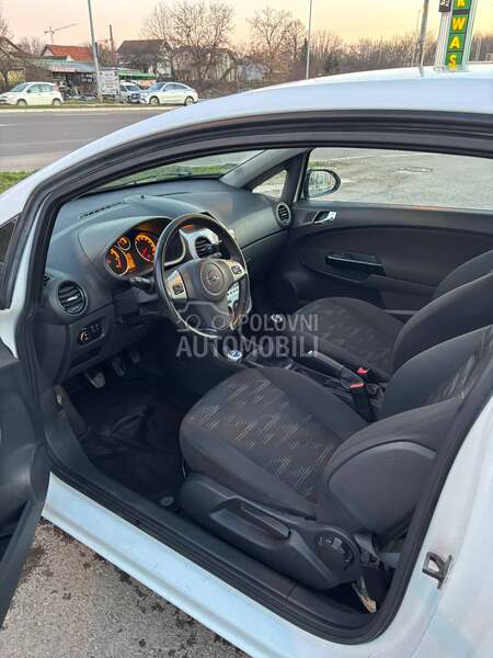Opel Corsa D 
