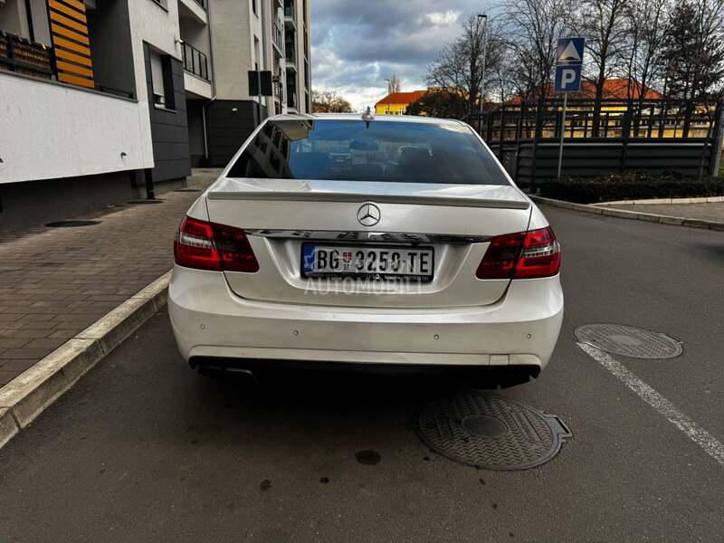 Mercedes Benz E 250 