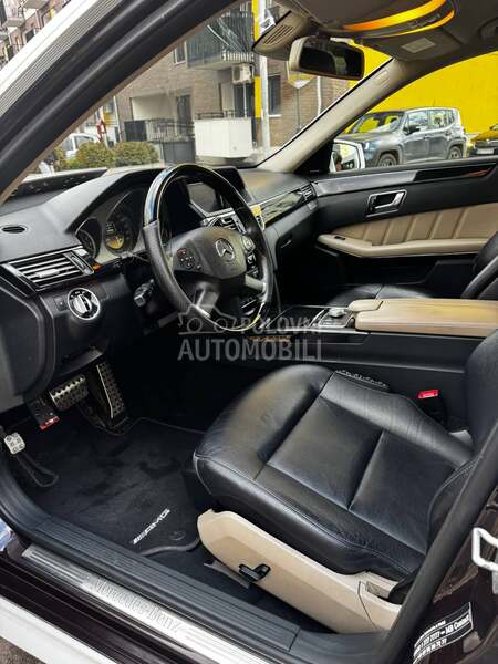Mercedes Benz E 250 