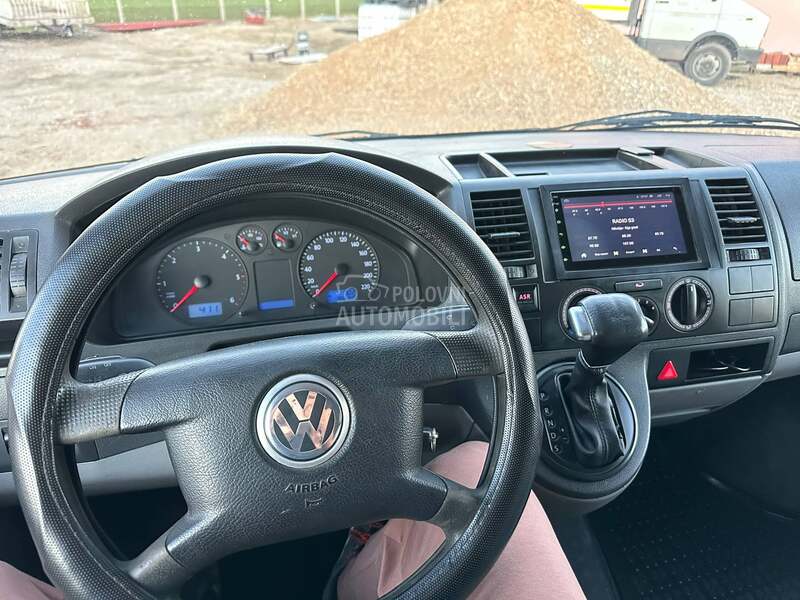 Volkswagen Transporter T5 