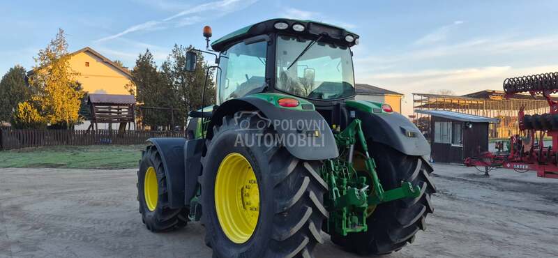 John Deere 6210 R