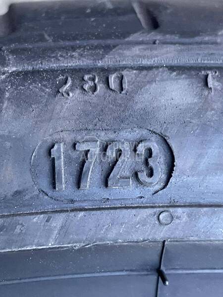 Pirelli 255/35 R21 Letnja