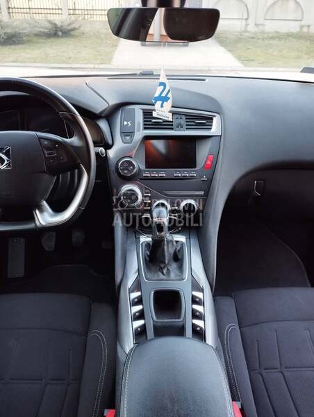 Citroen DS5 