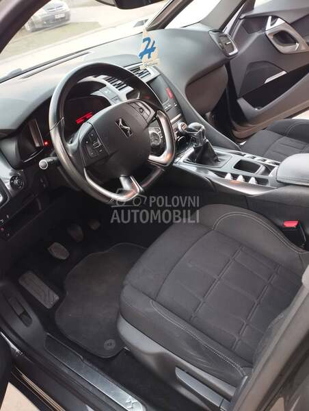 Citroen DS5 