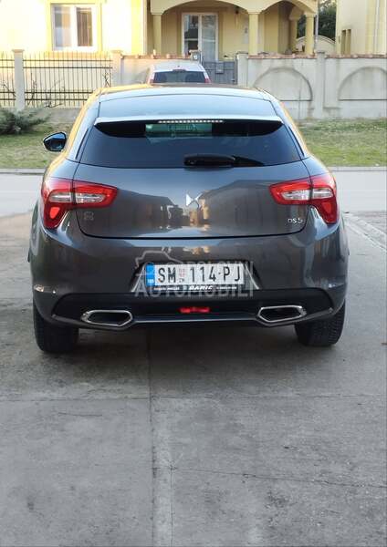Citroen DS5 